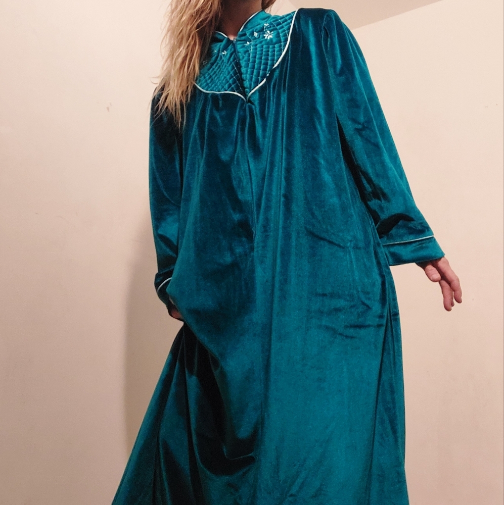 Vintage 80's 90's Heather Collection Turquoise Velour Robe - Housecoat